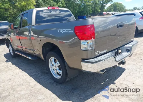 2008 Toyota Tundra Base 5.7L V8/Sr5 5.7L V8 z USA, uszkodzony, nr VIN 5TFBV54158X067111